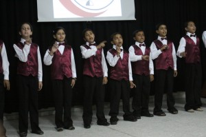 Children sing for the Washington Physicians for Social Responsibility delegation.